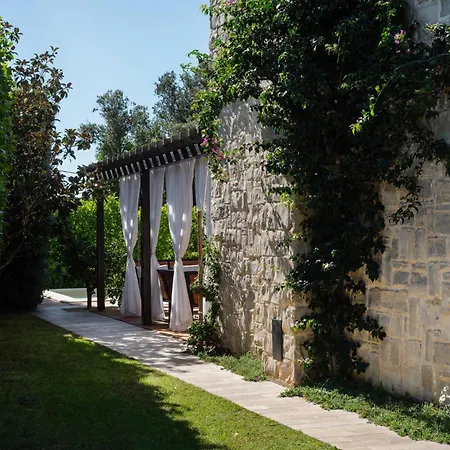 Holiday home Paula Ugljan