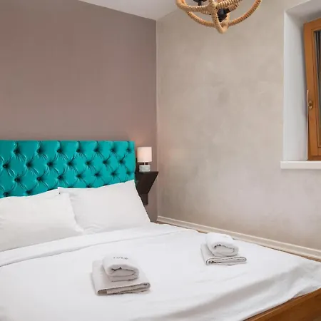 Holiday home Paula Ugljan