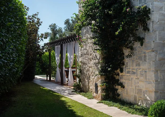 Nyaraló Paula Ugljan